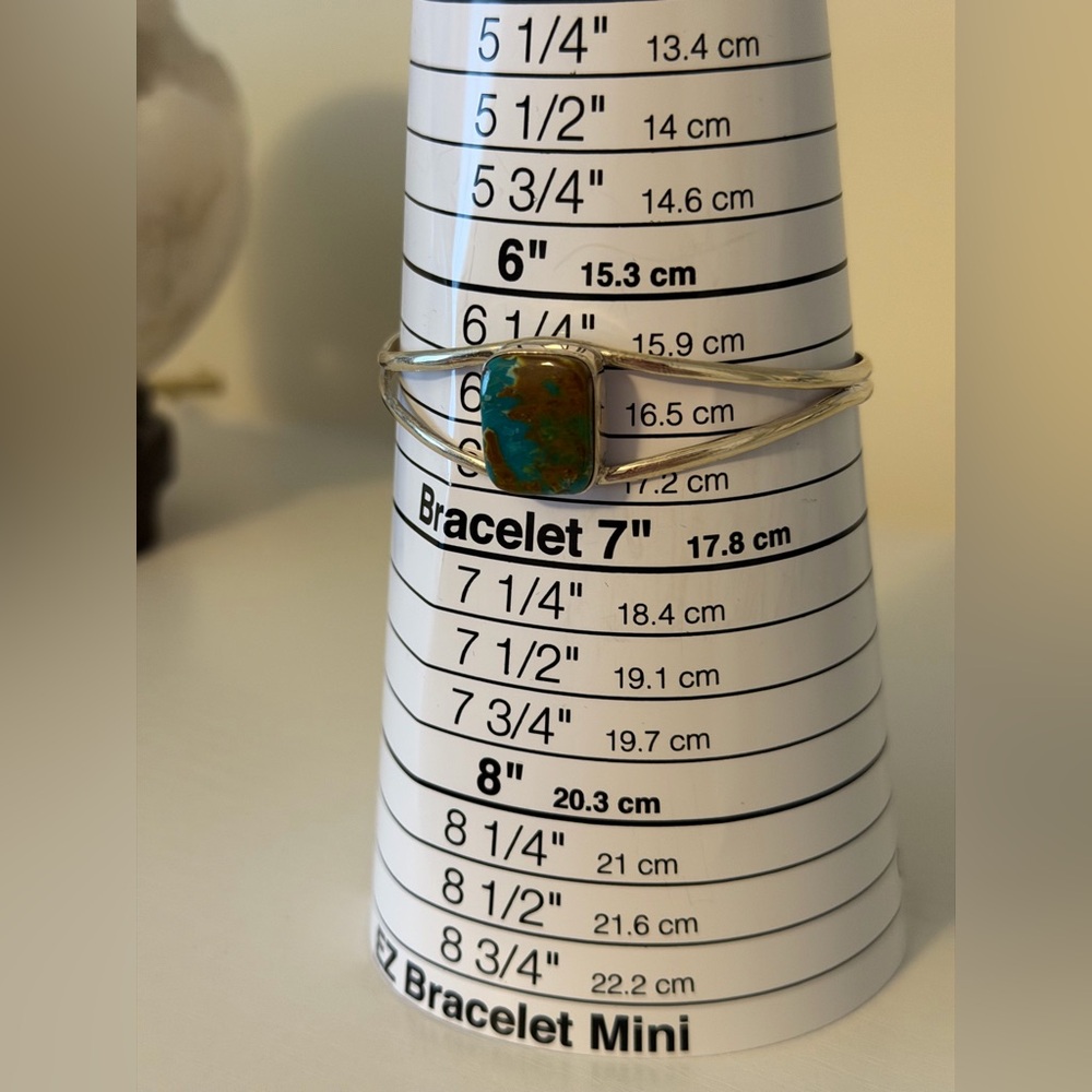 Turquoise & Sterling Silver Cuff - Picture 11 of 11